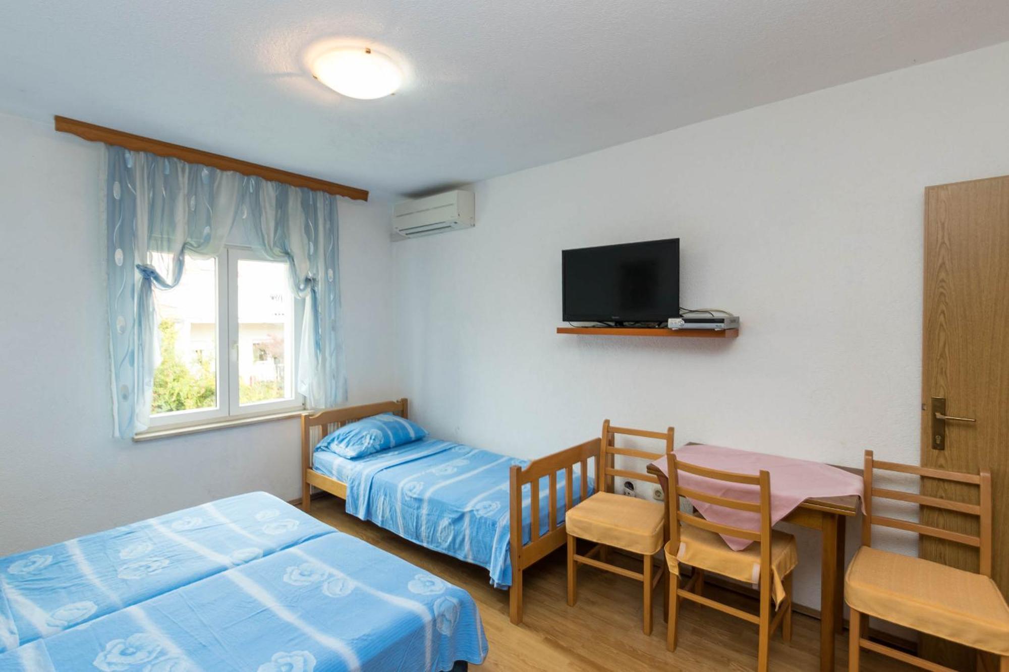 Apartments Cipetic Kaštela Екстериор снимка