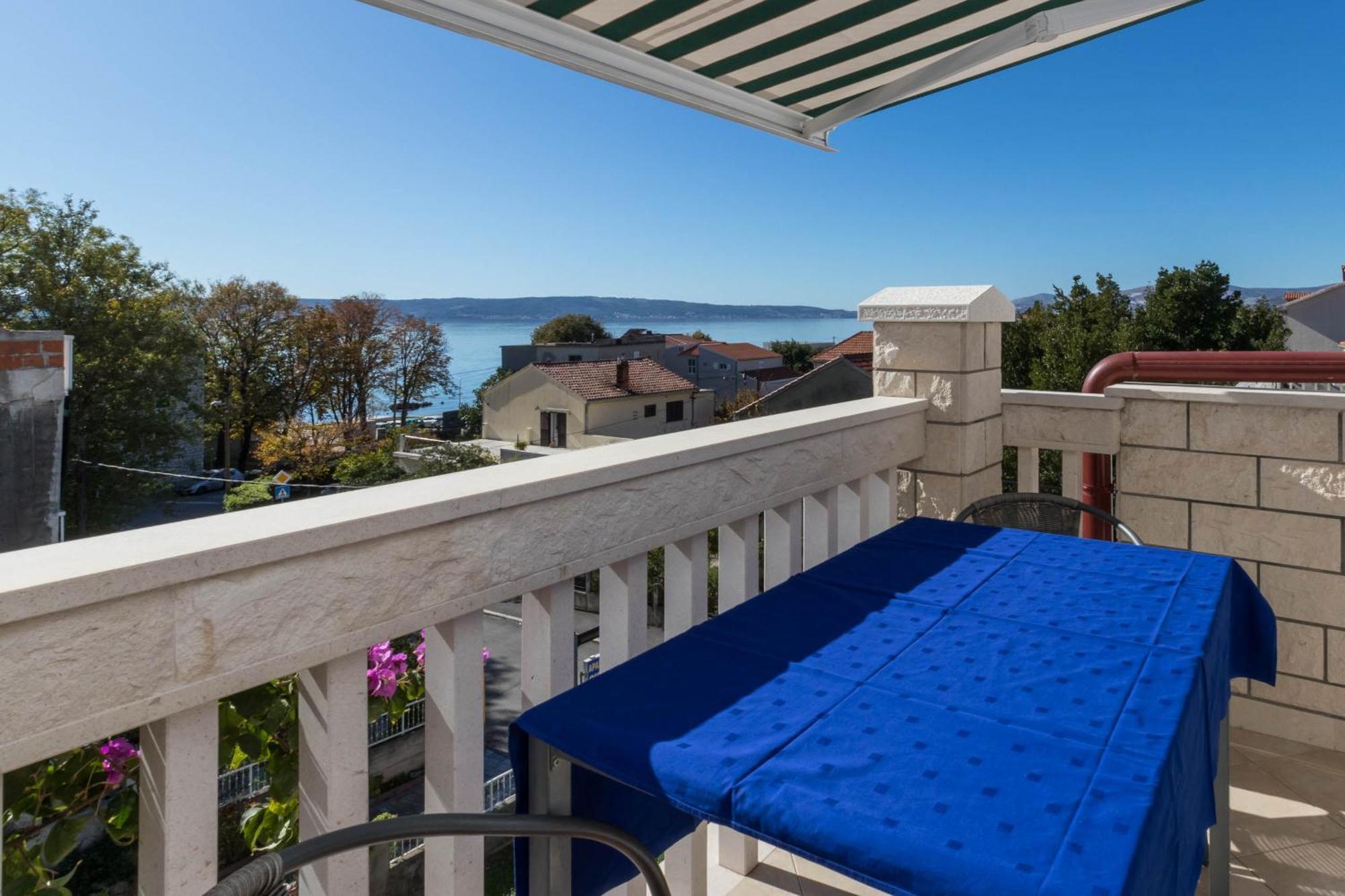 Apartments Cipetic Kaštela Екстериор снимка