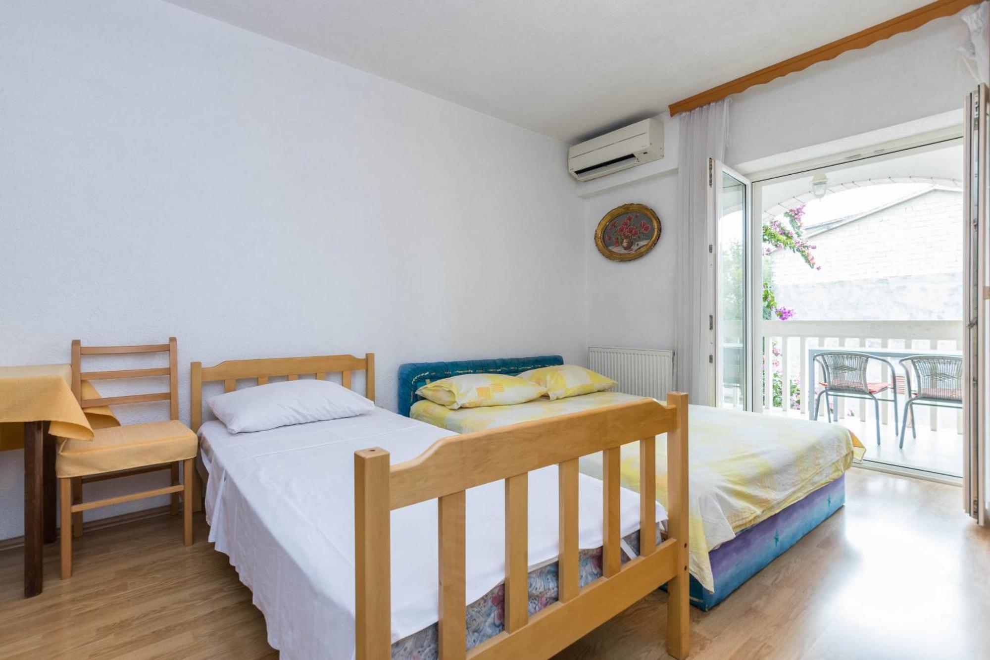 Apartments Cipetic Kaštela Екстериор снимка