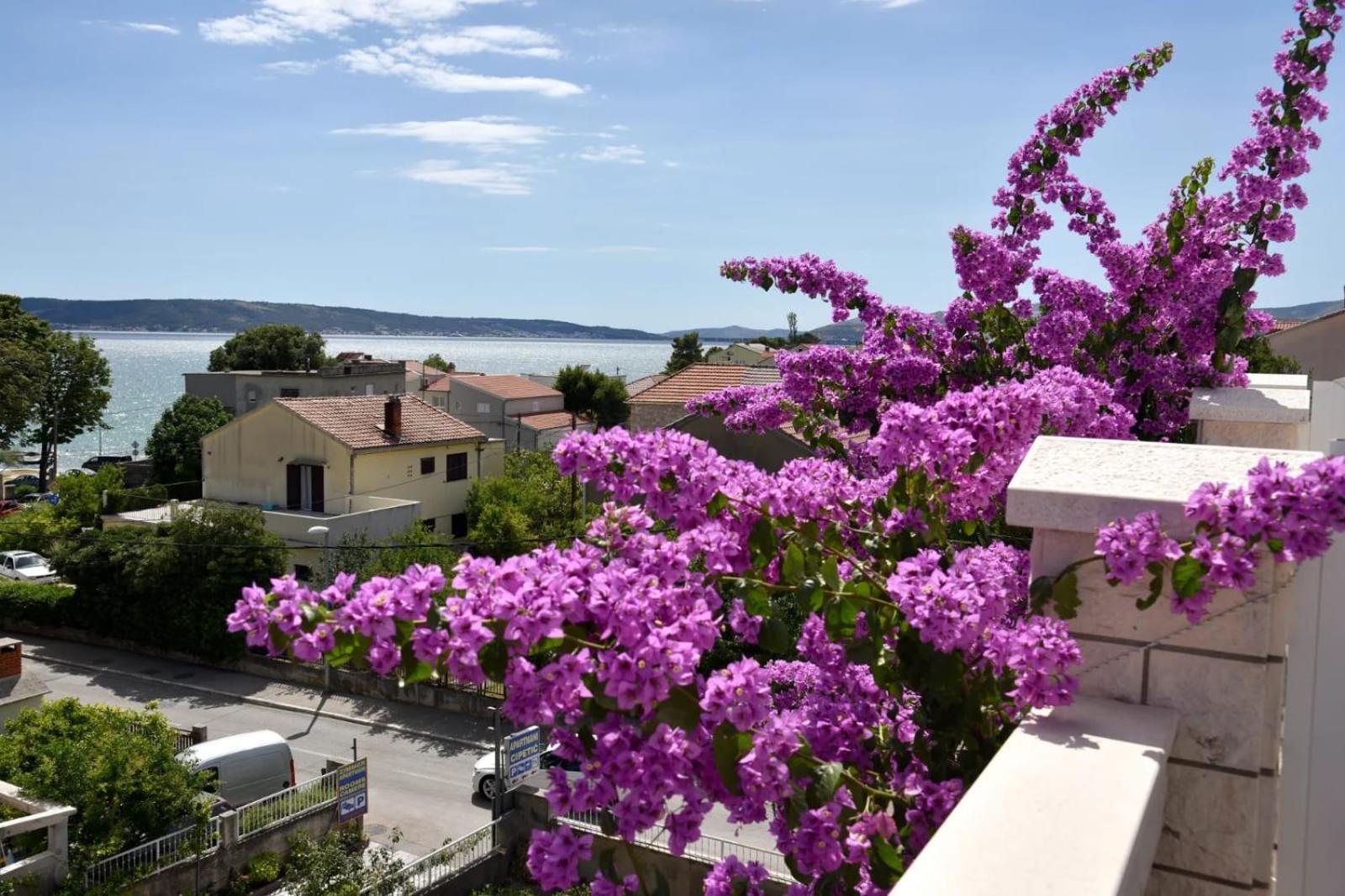 Apartments Cipetic Kaštela Екстериор снимка