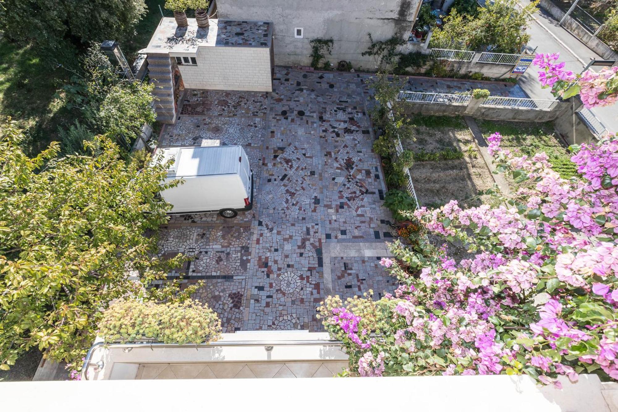 Apartments Cipetic Kaštela Екстериор снимка